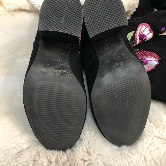 Carlos Santana embroidered faux black suede over the knee boots size 7 - Picture 3 of 5